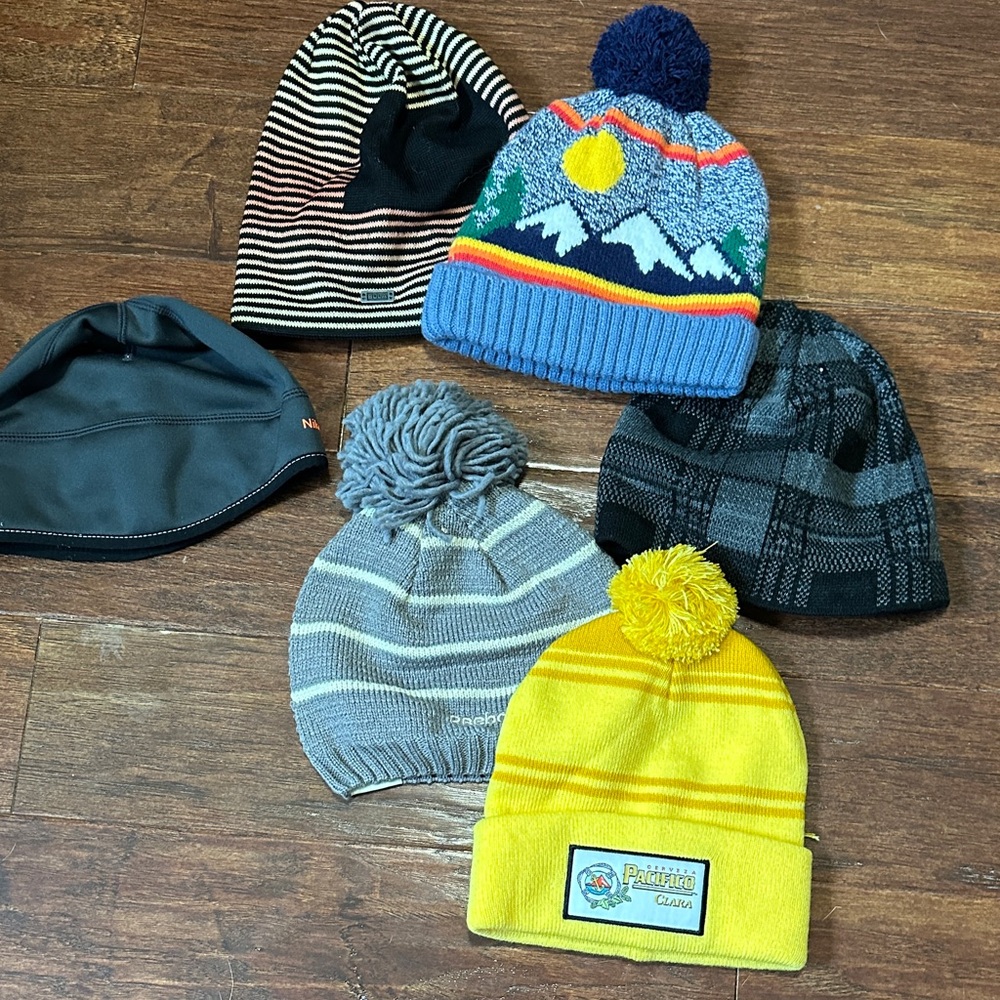 Reebok Multicolor Beanie Collection